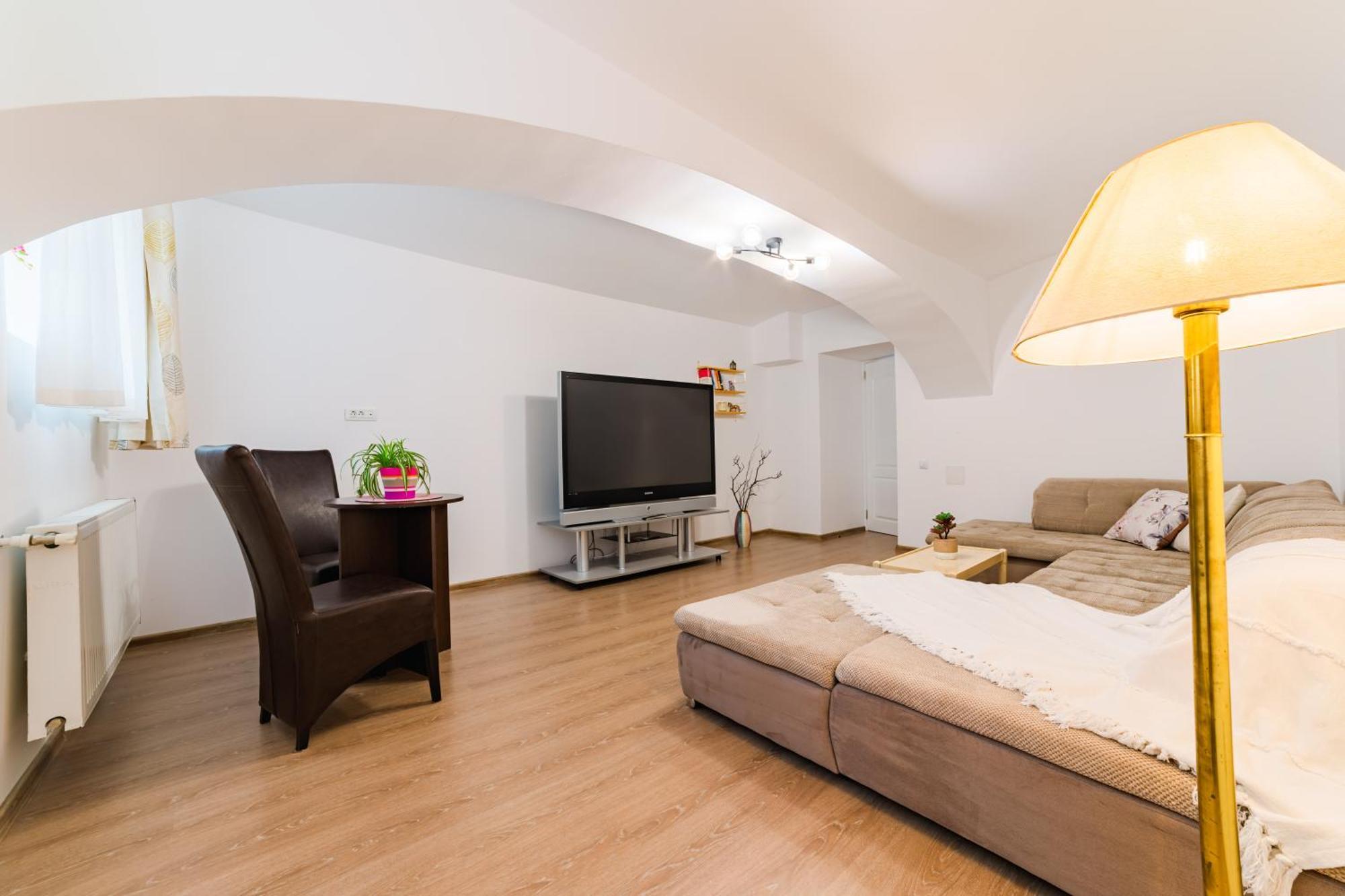 Sabin Apartments Private Parking 브라쇼브 외부 사진