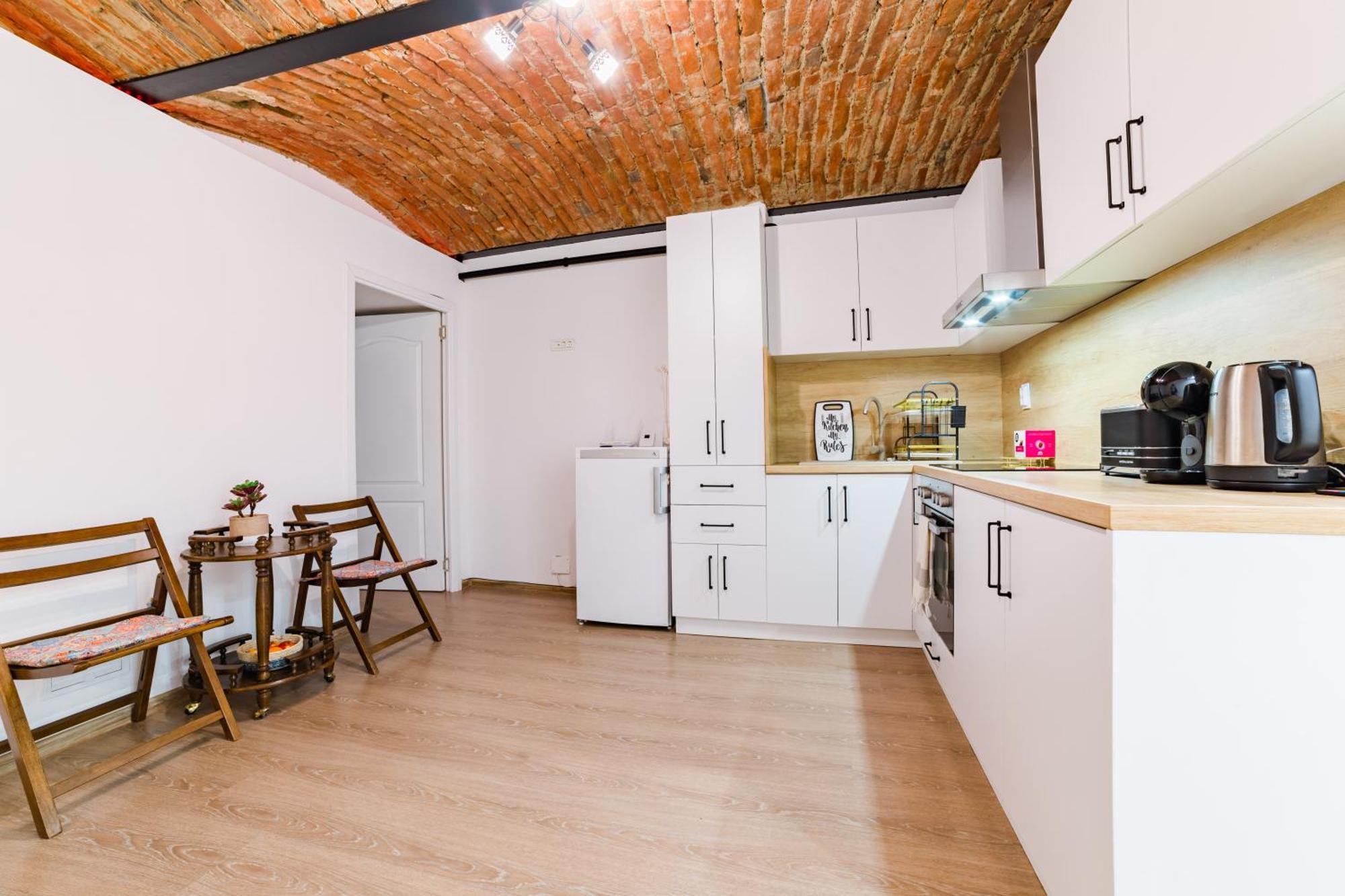 Sabin Apartments Private Parking 브라쇼브 외부 사진